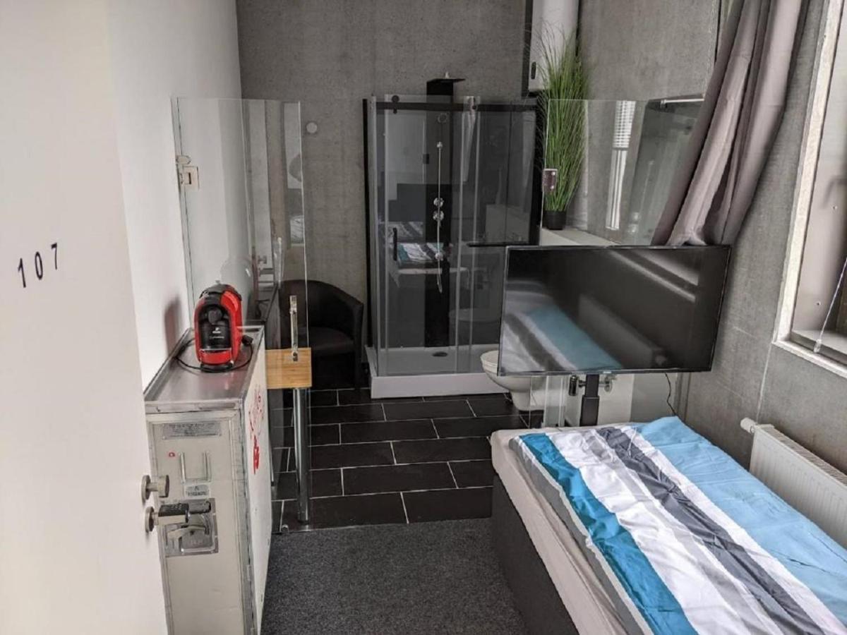 Business-motel & 24h Selfcheckin Hotel *