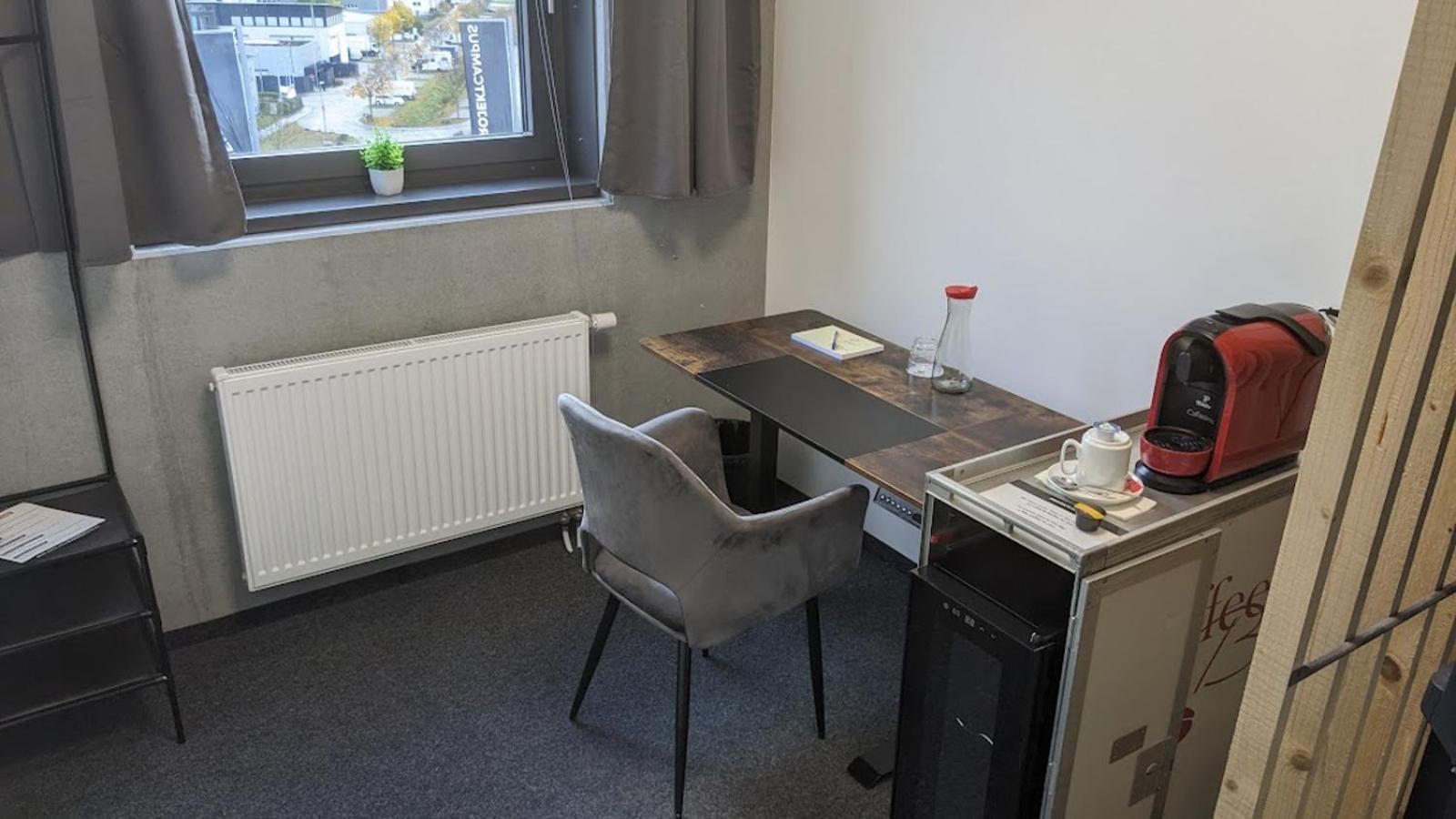 Business-motel & 24h Selfcheckin Hotel
