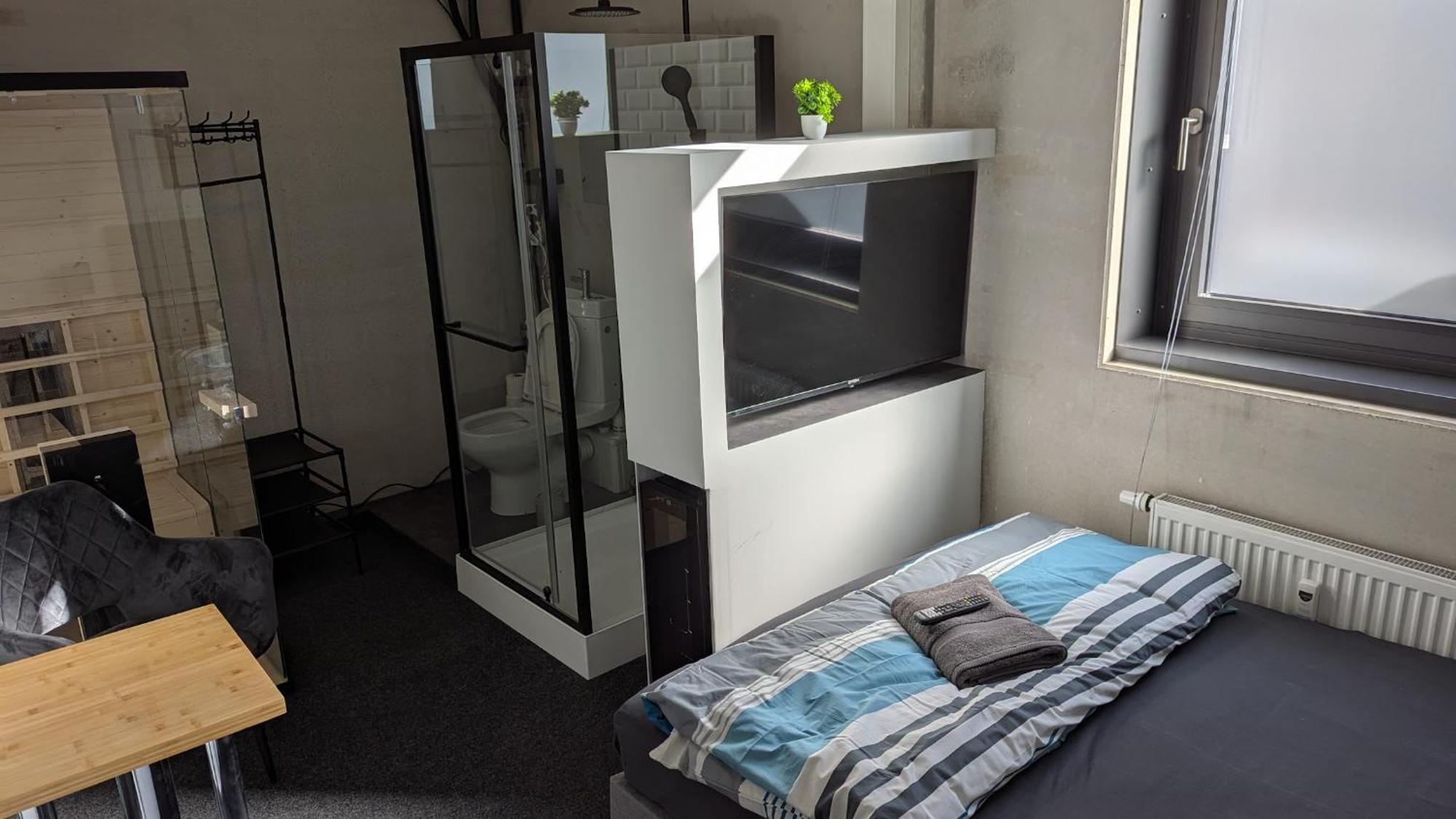 Business-motel & 24h Selfcheckin Hotel